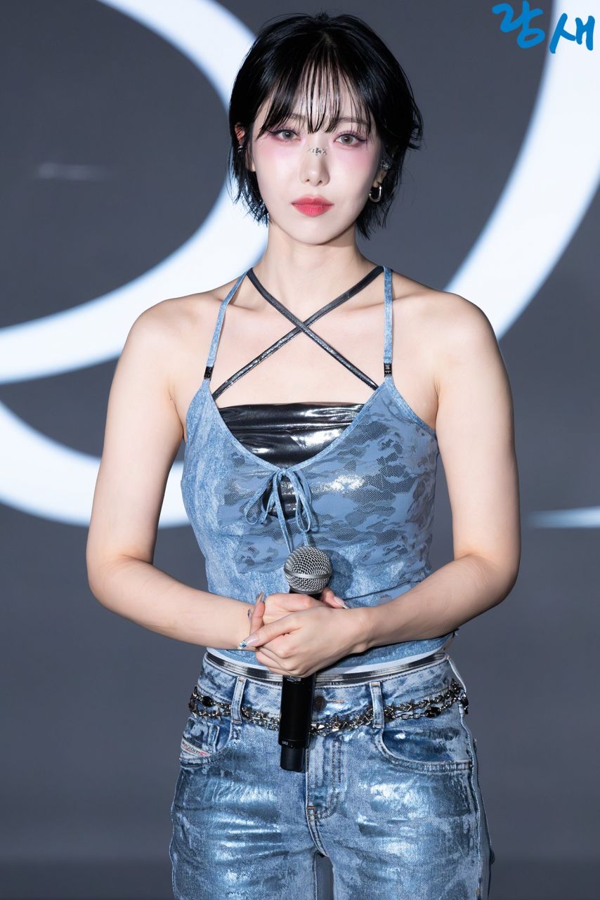 VIVIZ 신비
