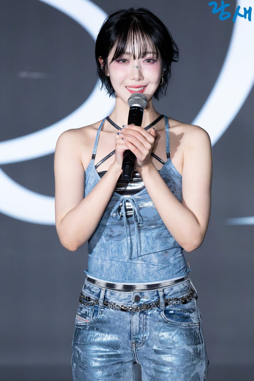 VIVIZ 신비