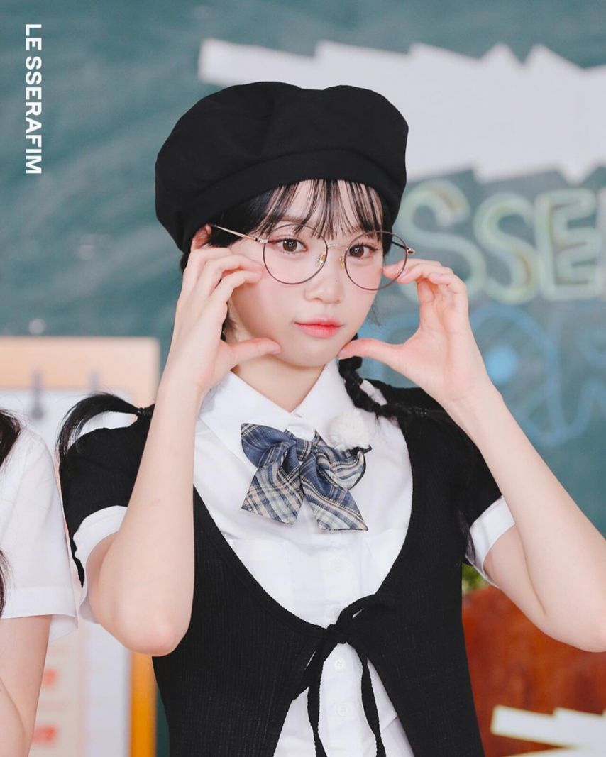 [르세라핌] 김채원 안경