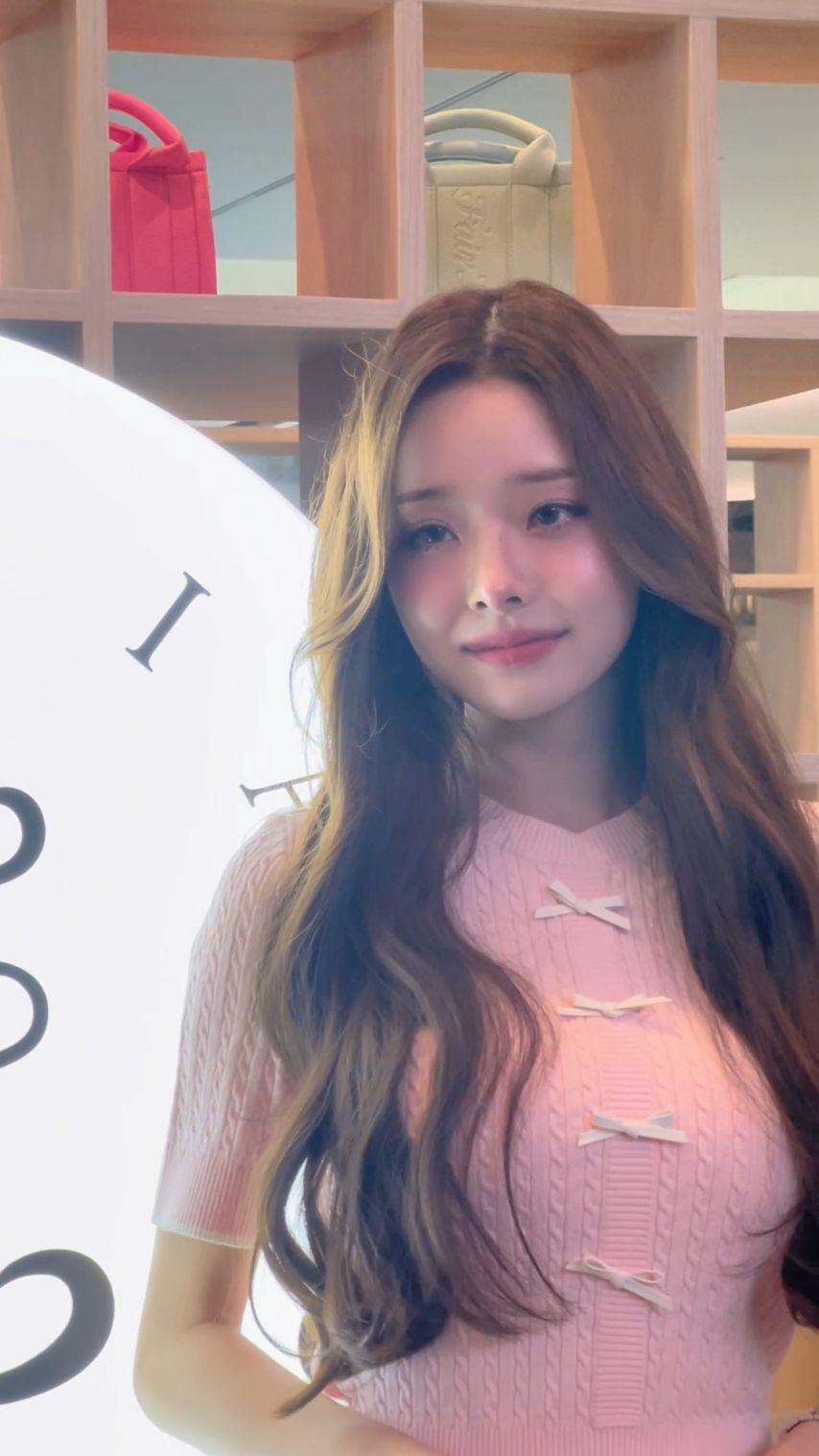 싱가포르 에서 인기 많은 송지아.jpg