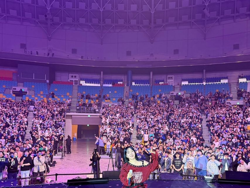 윤하 insta 그띠콘 1일차 성료! (직후 기절.. 최초로 후기를 못보고 꿀잠)