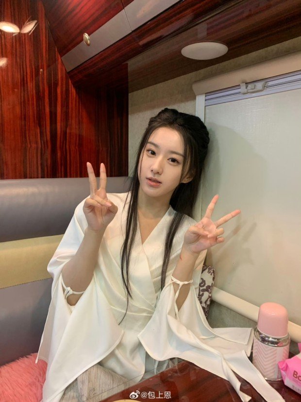 요즘 떠오르는 존예 중국 신인 여배우