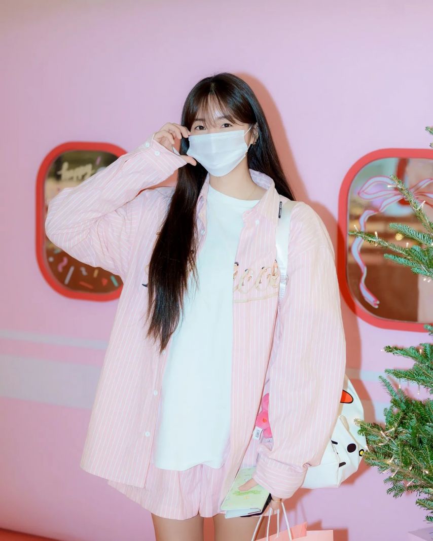 안지현