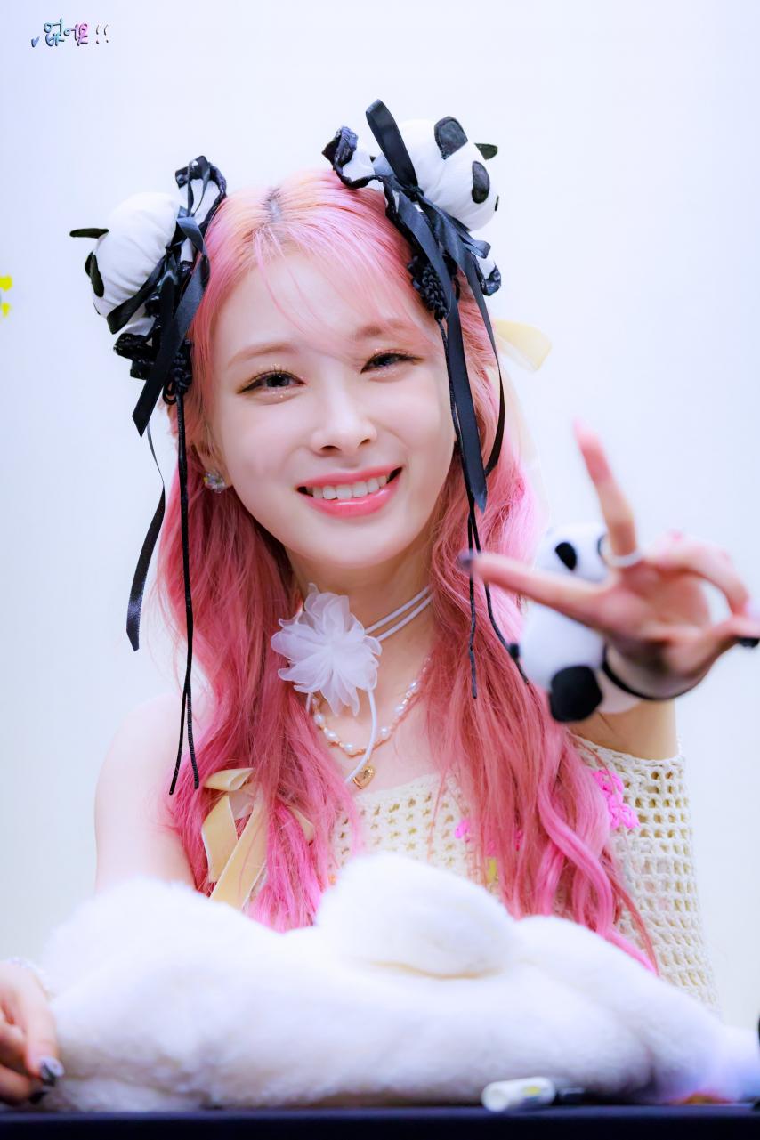 로켓펀치 윤경