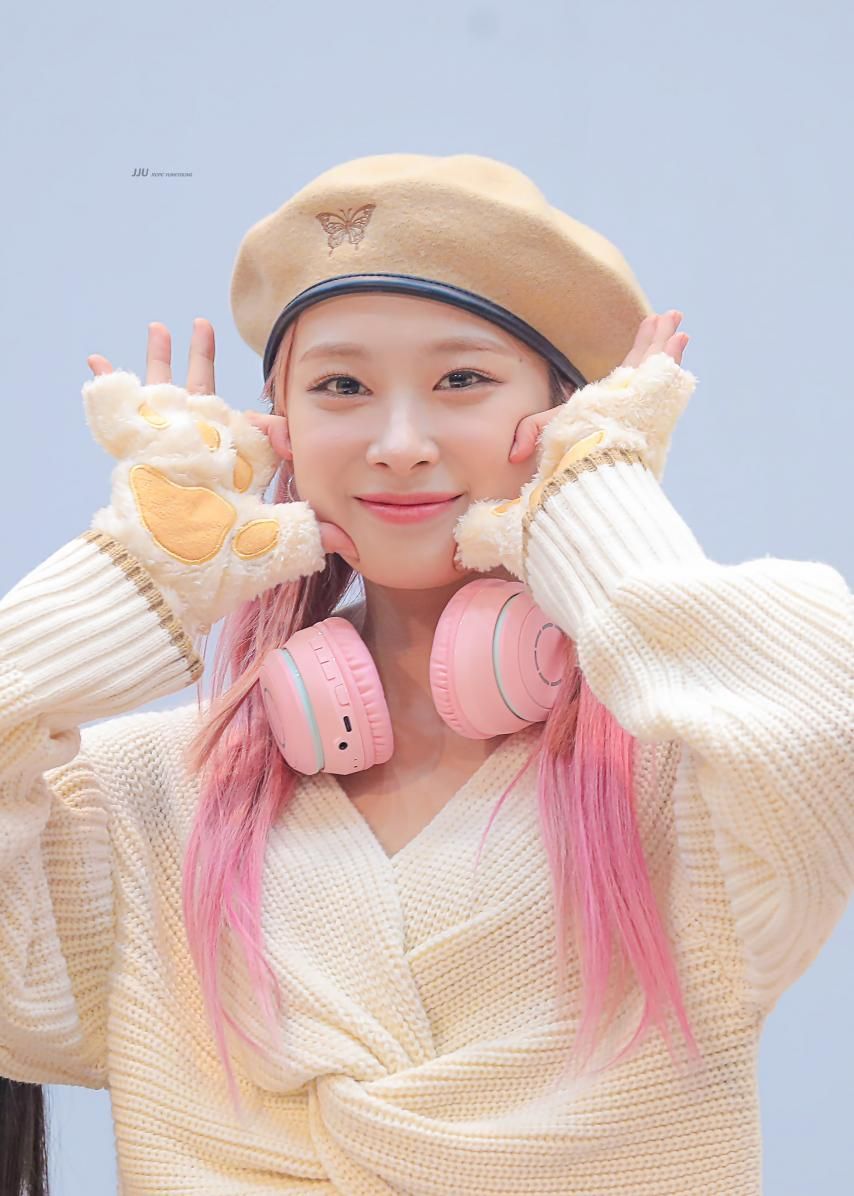 로켓펀치 윤경