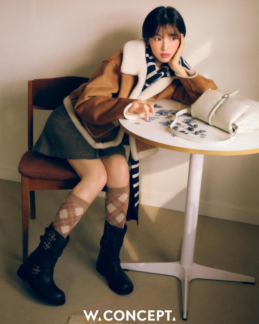 오마이걸 아린 W컨셉