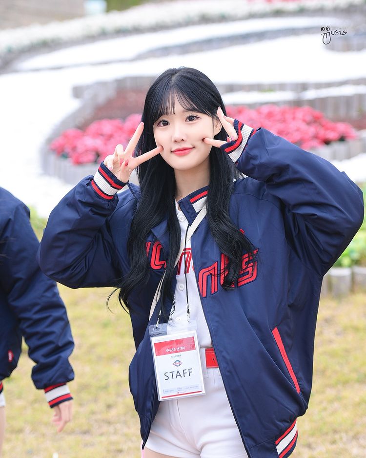 최홍라