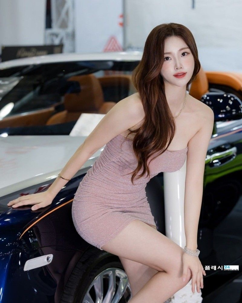 데이트 하고 싶어지는 레이싱모델 이지현