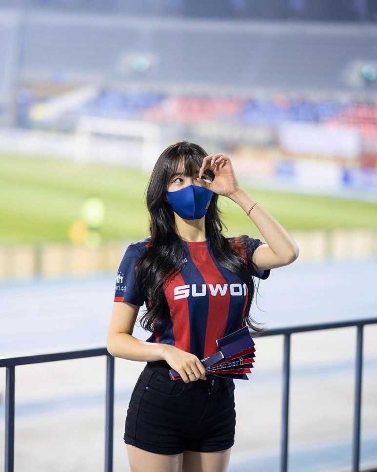 안지현