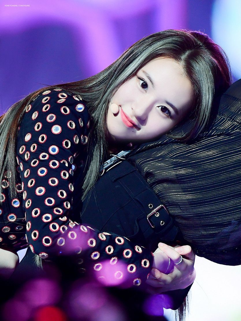 트와이스 채영.jpg