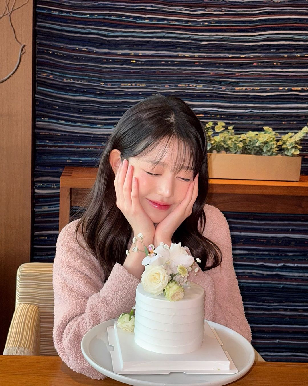오늘 장원영 인스타에 올라온 사진