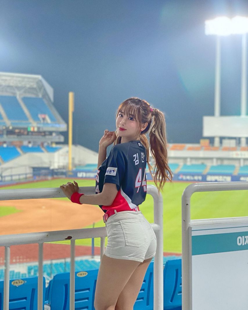치어리더 김한나