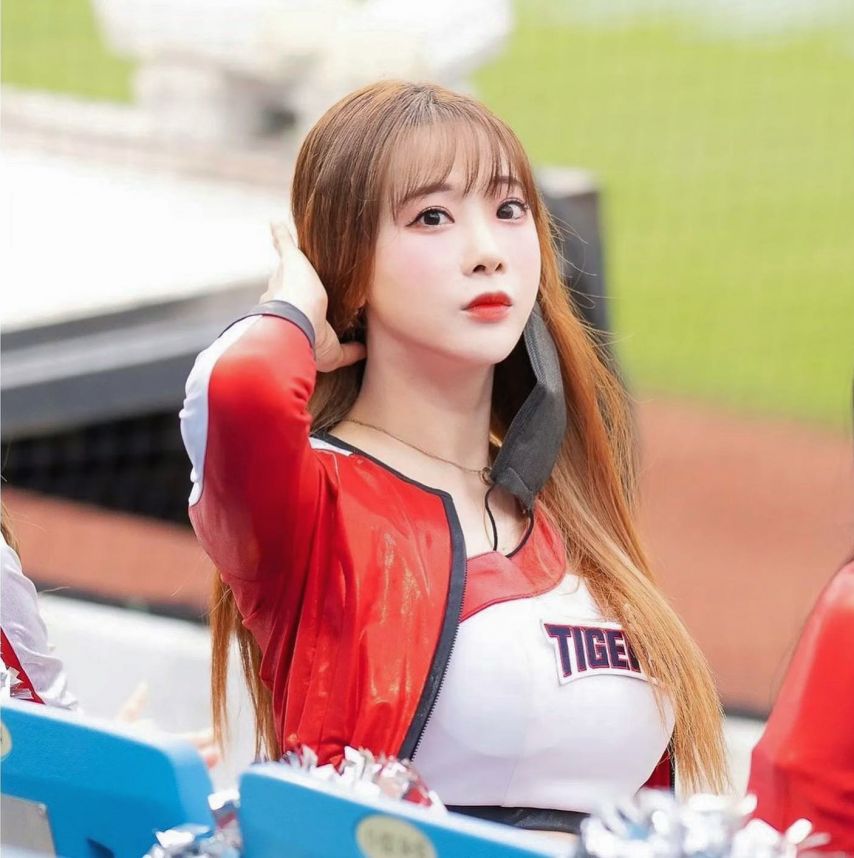 치어리더 김한나