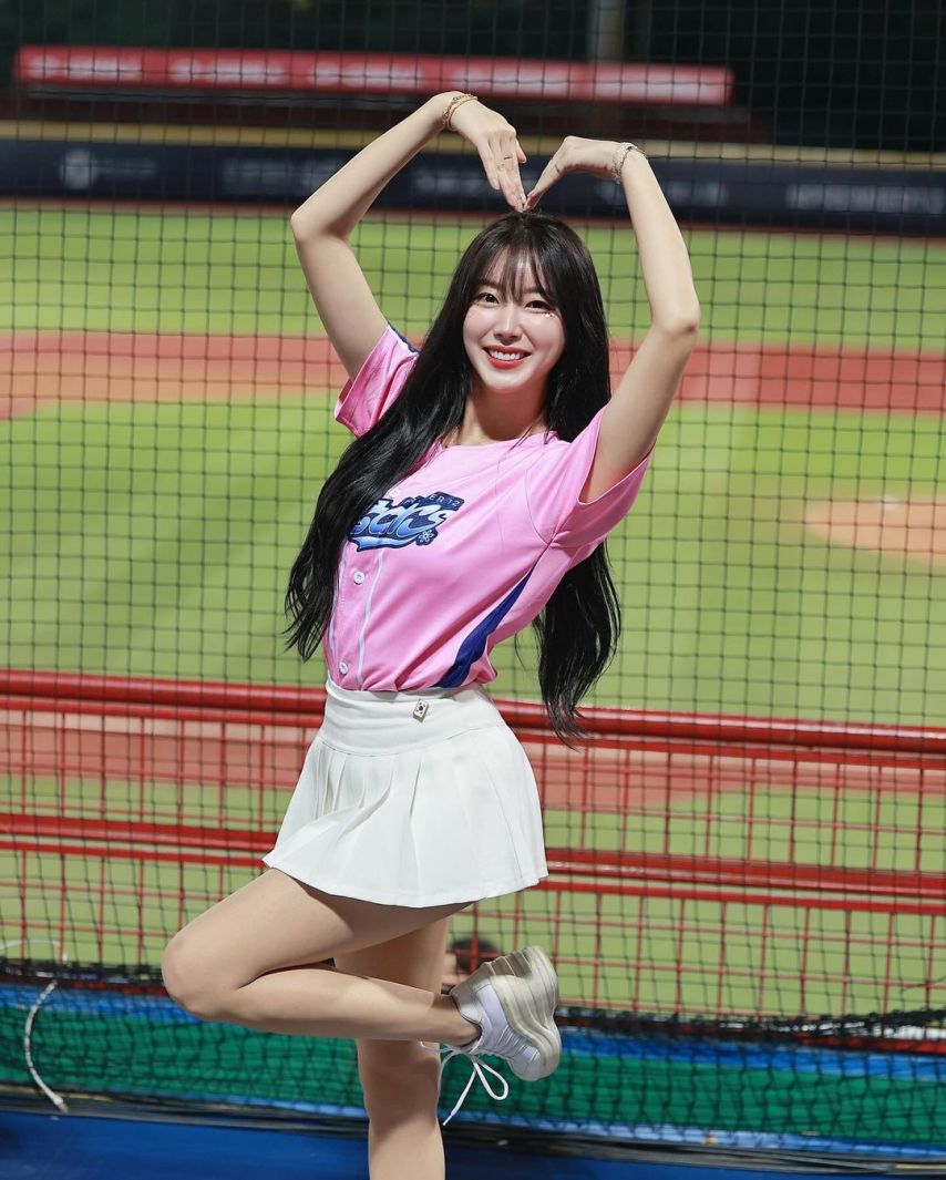 안지현