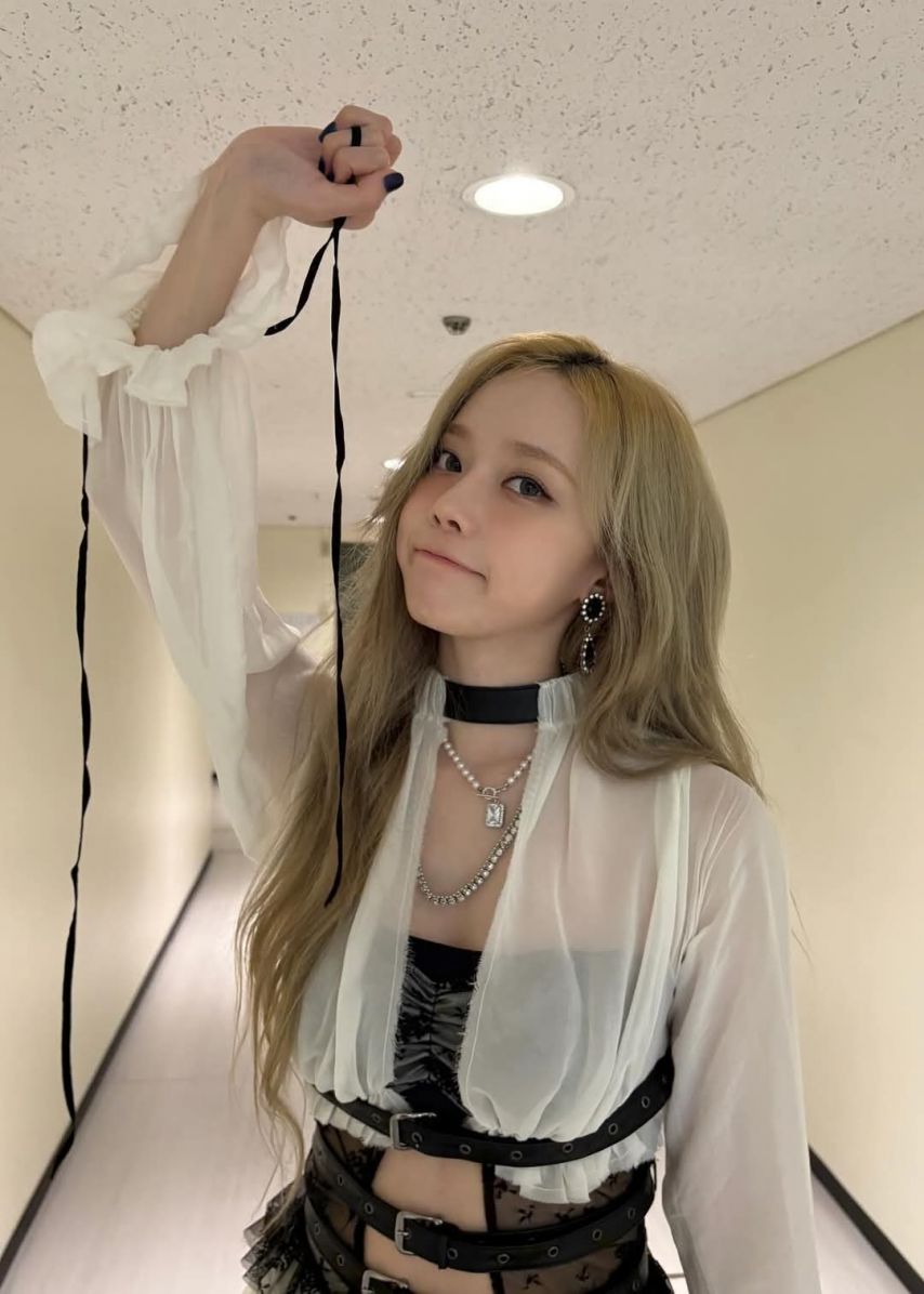 귀여운 윈터 머리위 하트
