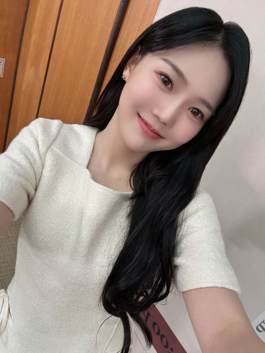 효정 오마이걸 볼륨을높여요 첫방 게스트 with 아린 유아 유빈 승희 미미
