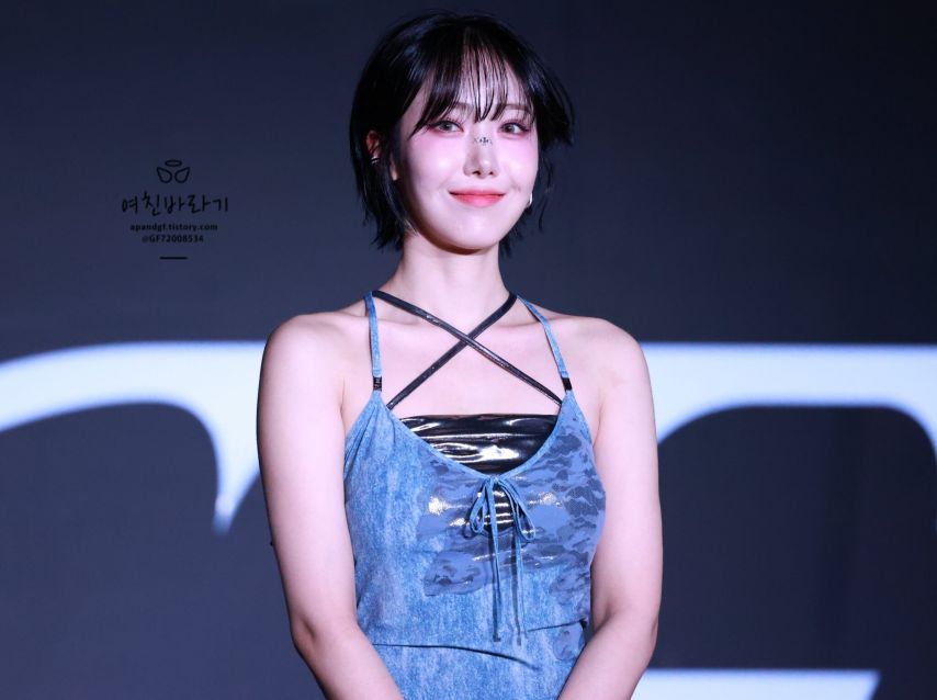 VIVIZ  신비