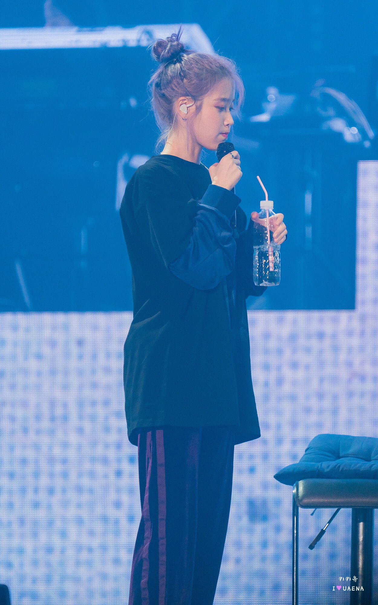 아이유 콘서트 사진
