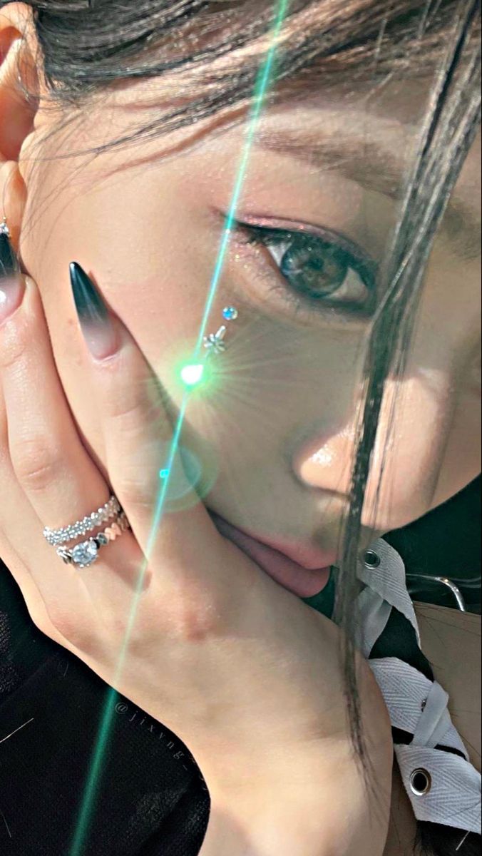 ITZY 유나.jpg