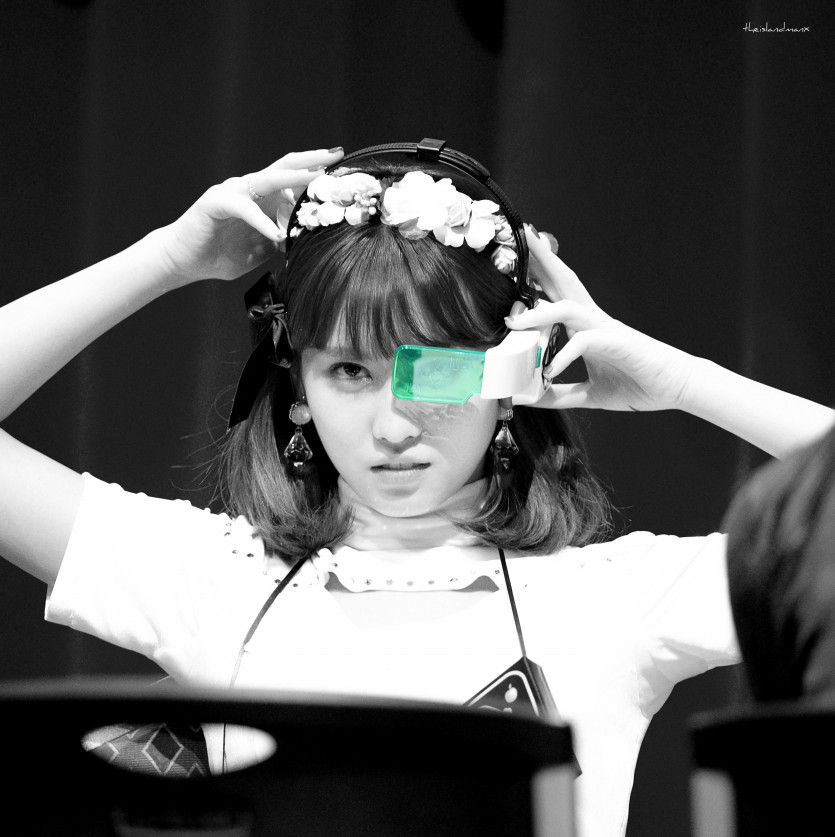 트와이스 모모.jpg