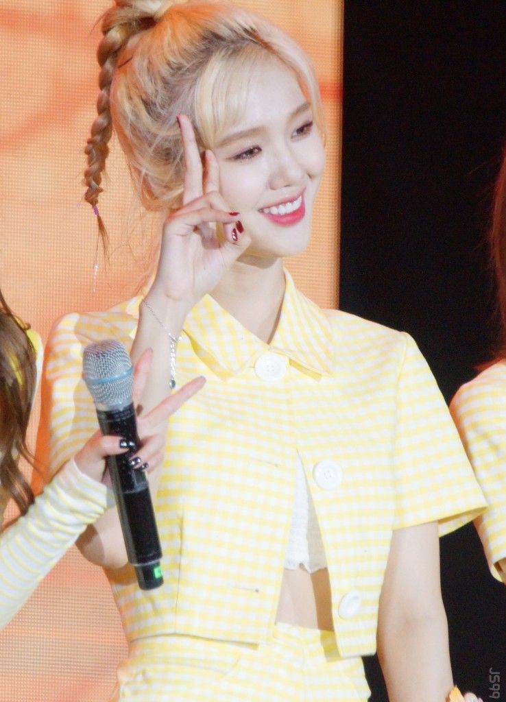 OH MY GIRL 미미.jpg