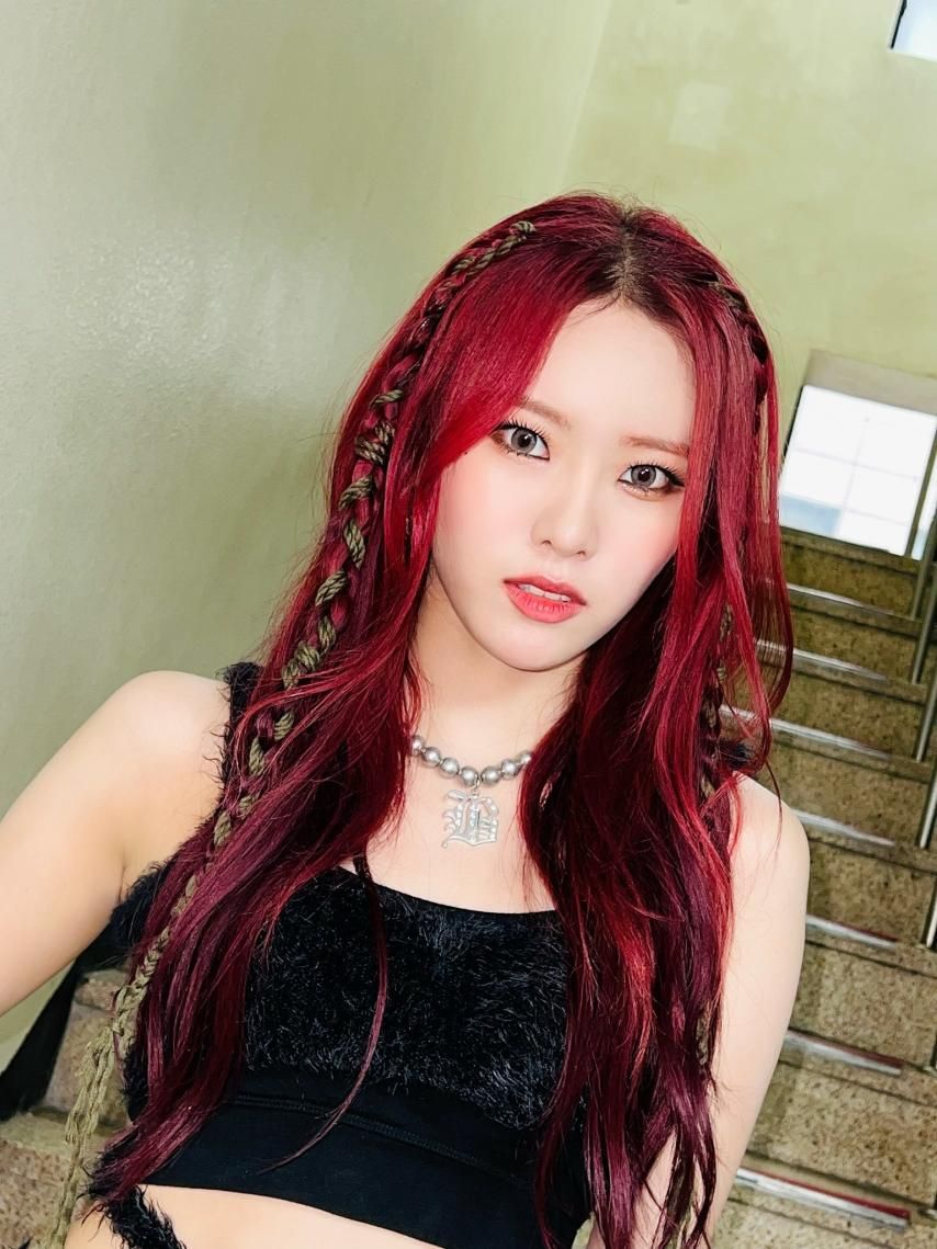 위클리 먼데이