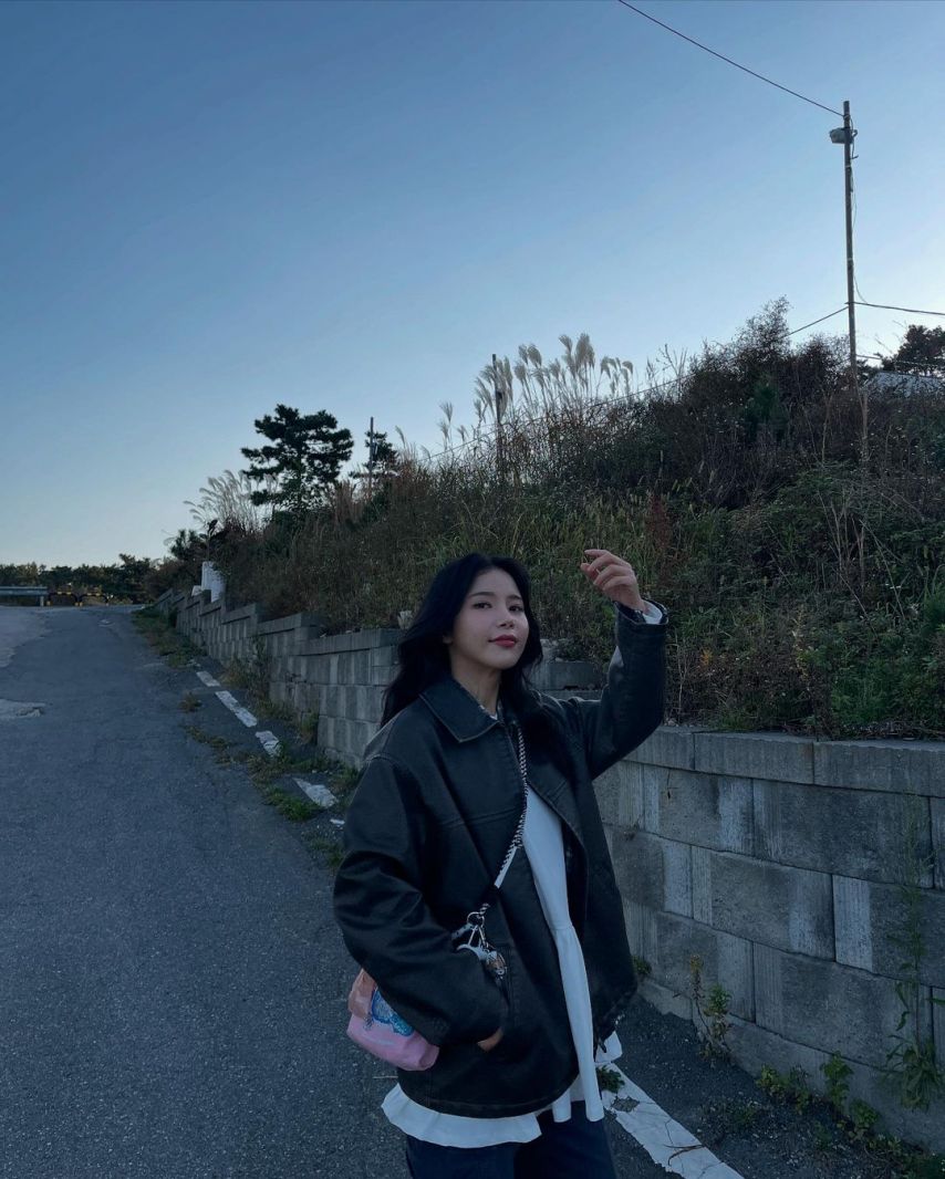 솔라 (마마무) SNS