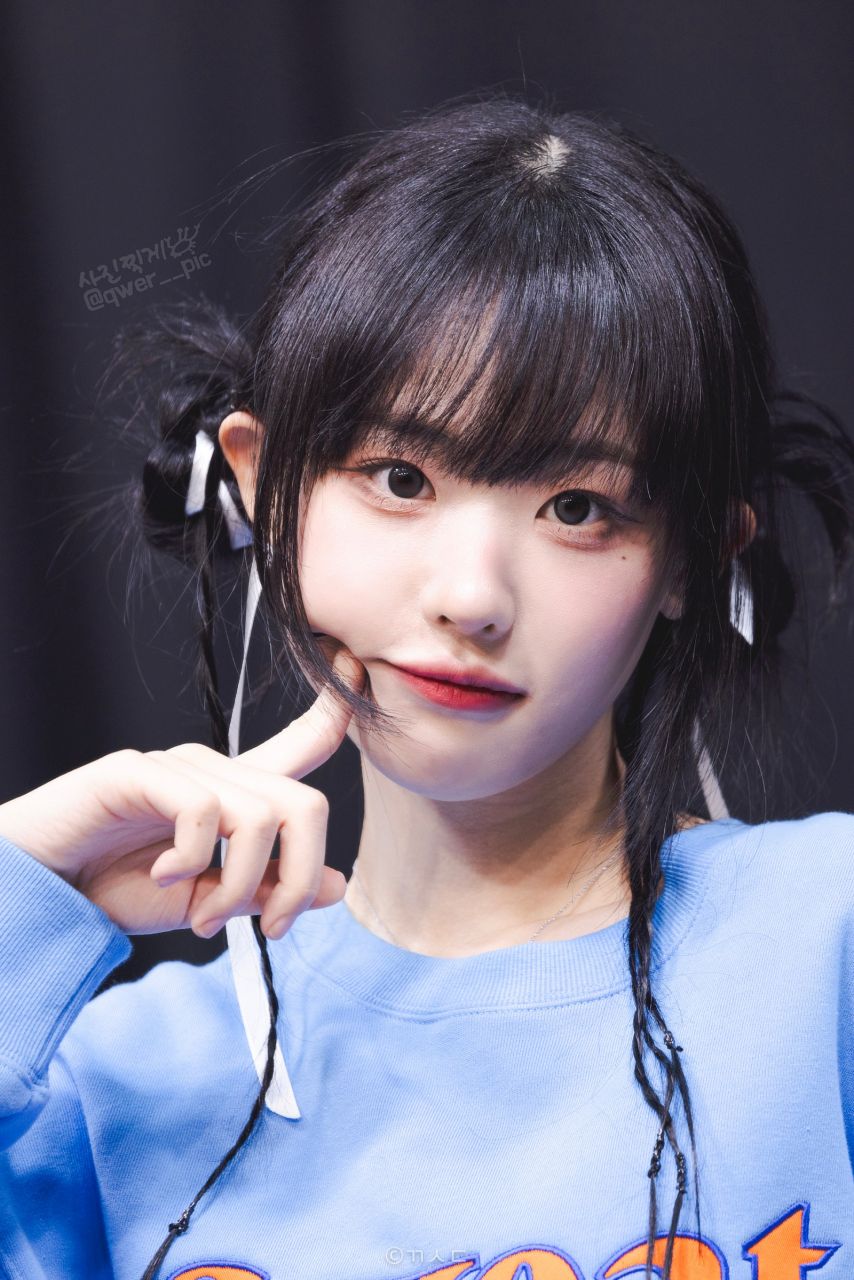 QWER 히나의 자유상