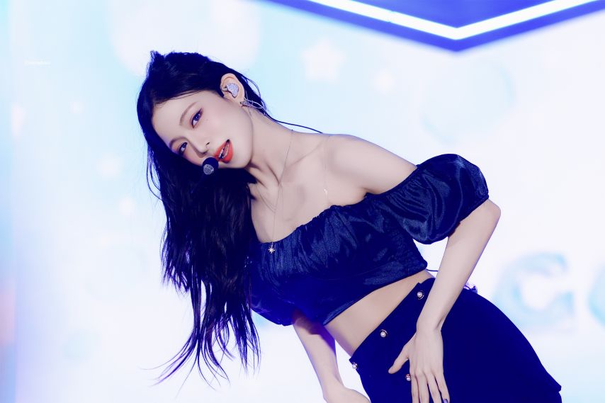 프로미스나인 이채영