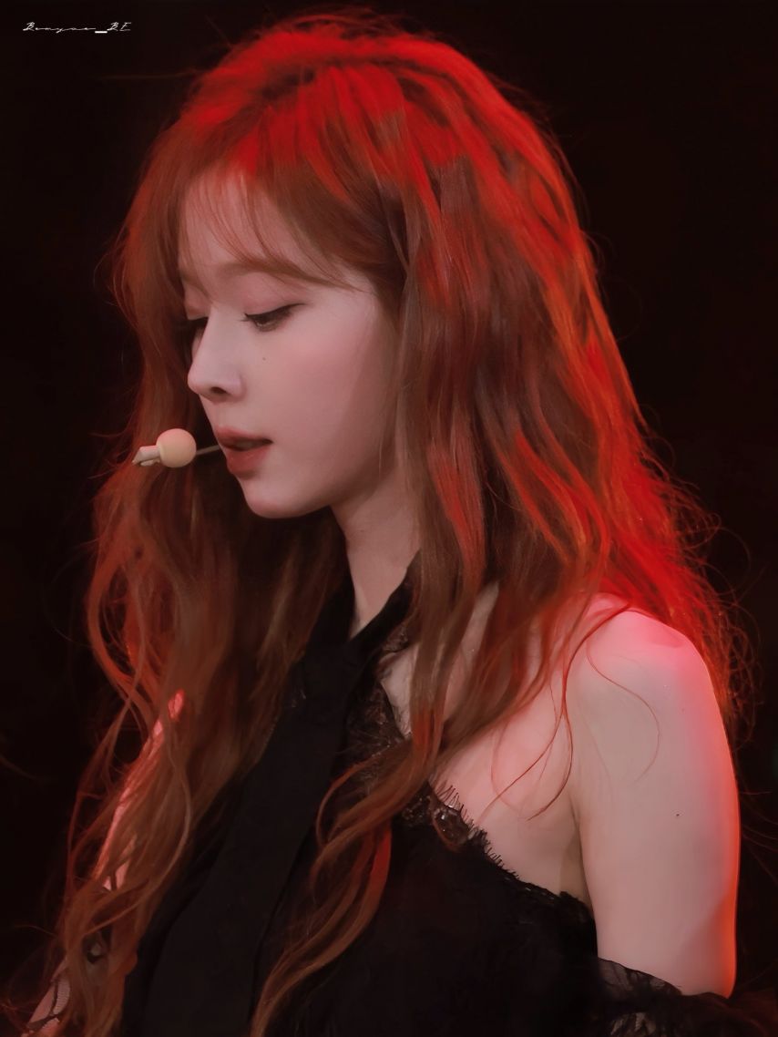 대포로 찍은 윈터 MIROTIC 무대 사진