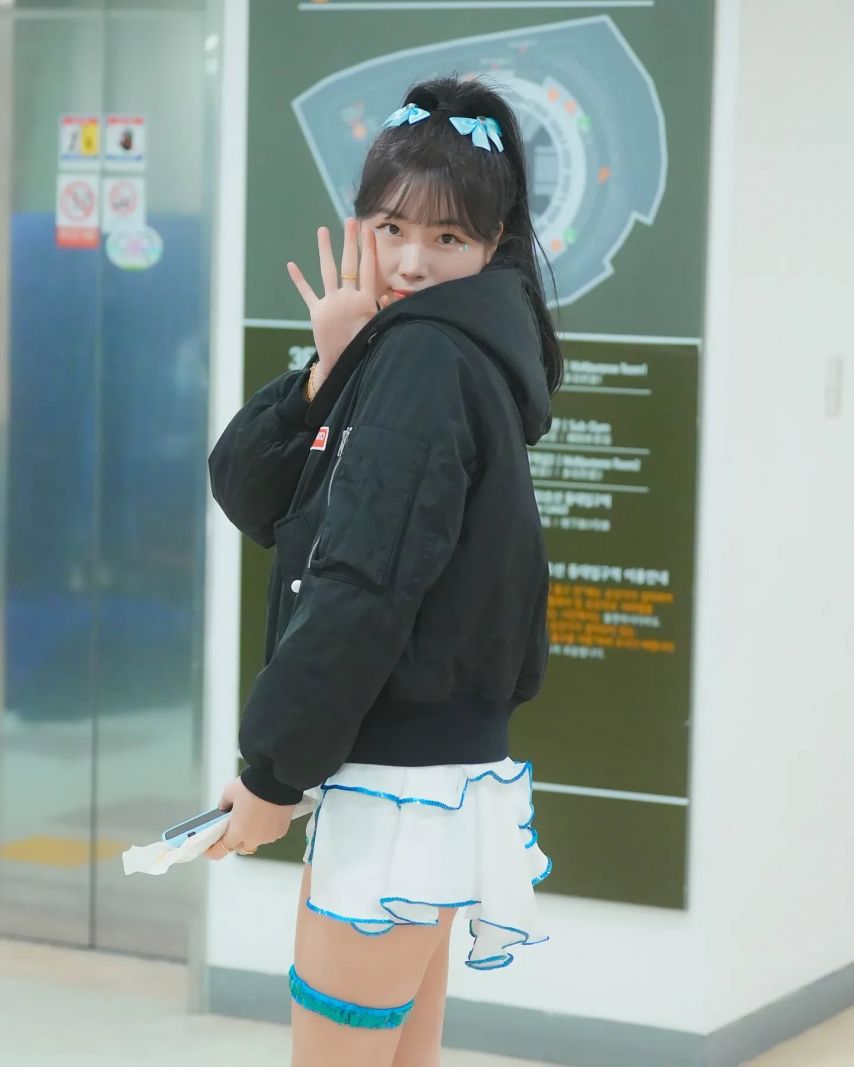 안지현