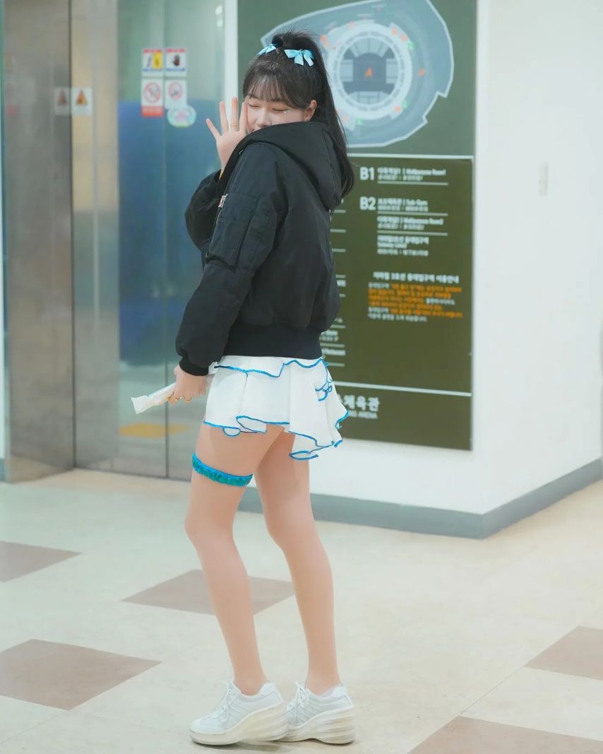 안지현