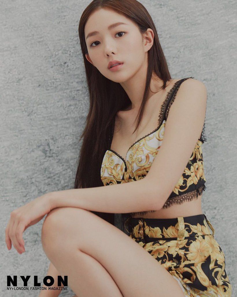 채수빈 화보