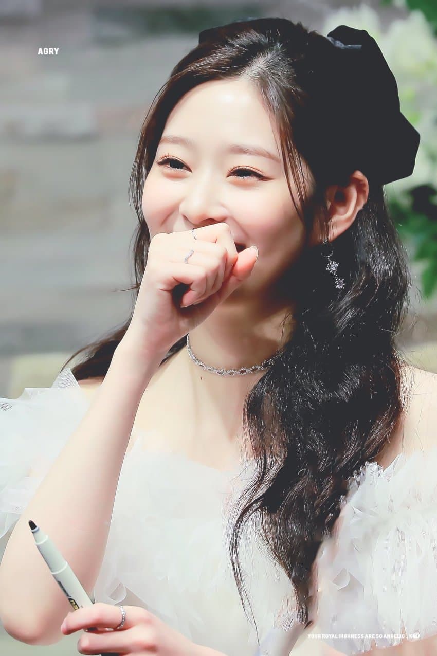 김민주