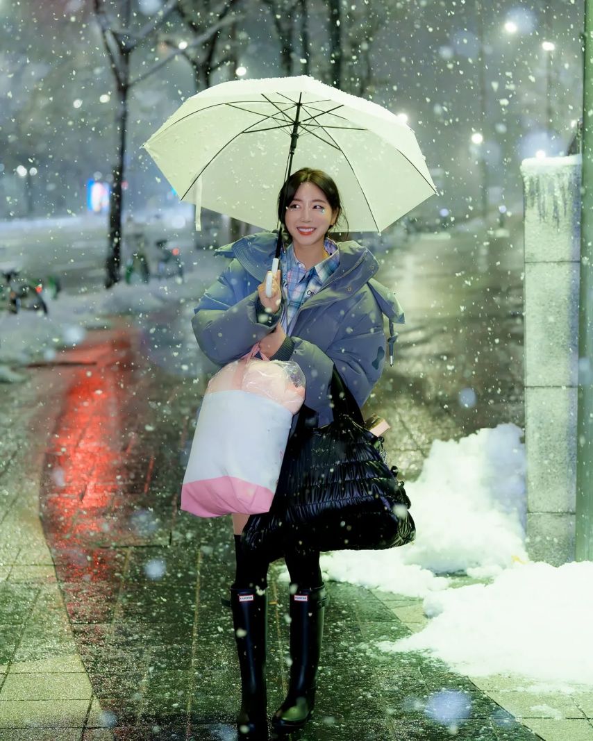 안지현