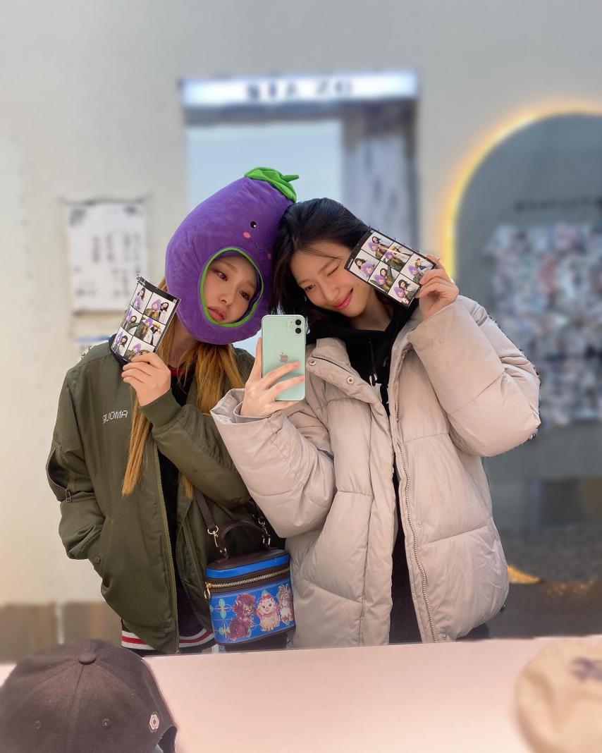 로켓펀치 수윤 with 쥬리