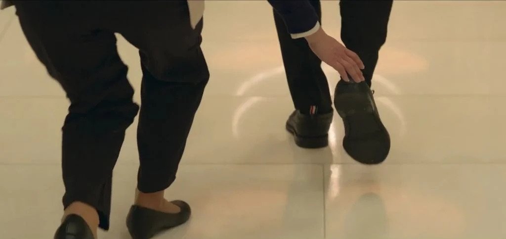 재벌이 신발을 벗는 방법