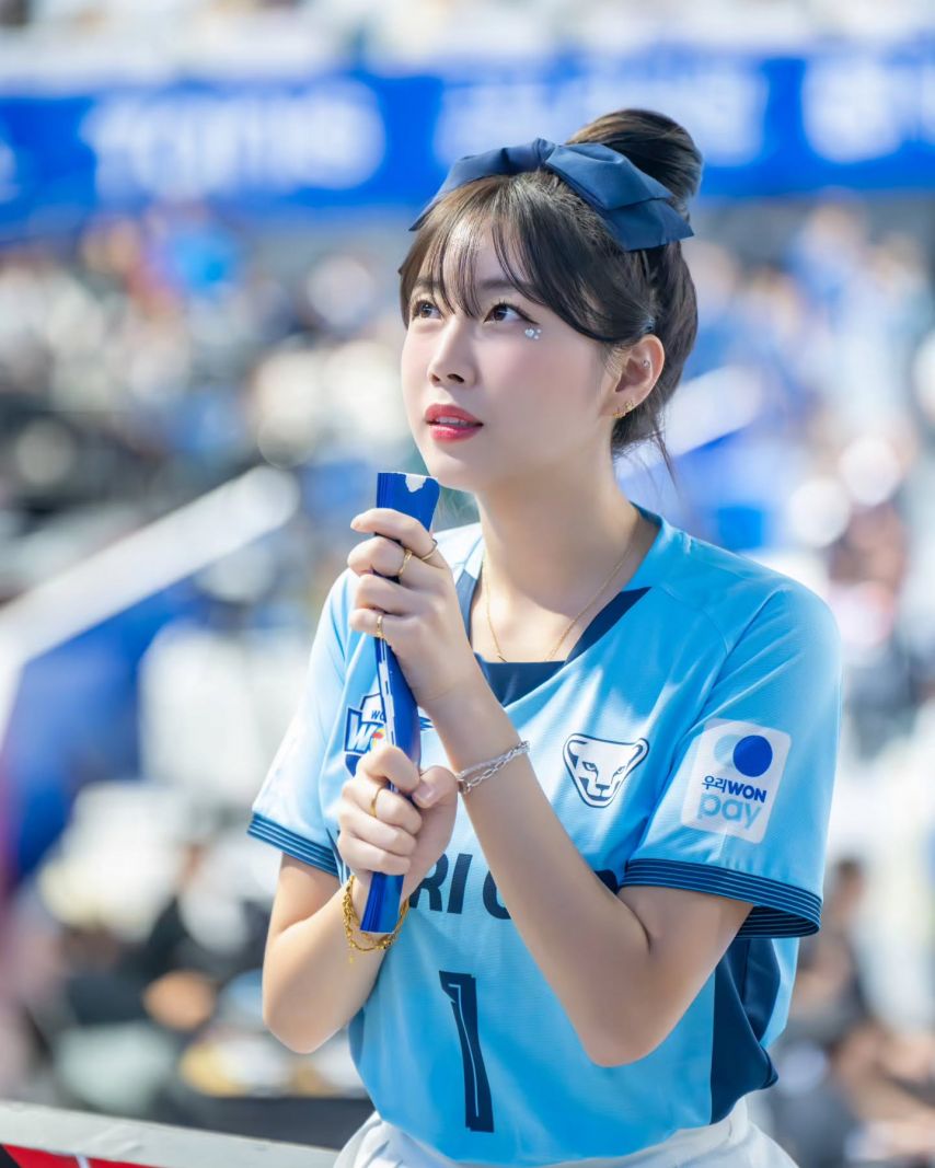 안지현