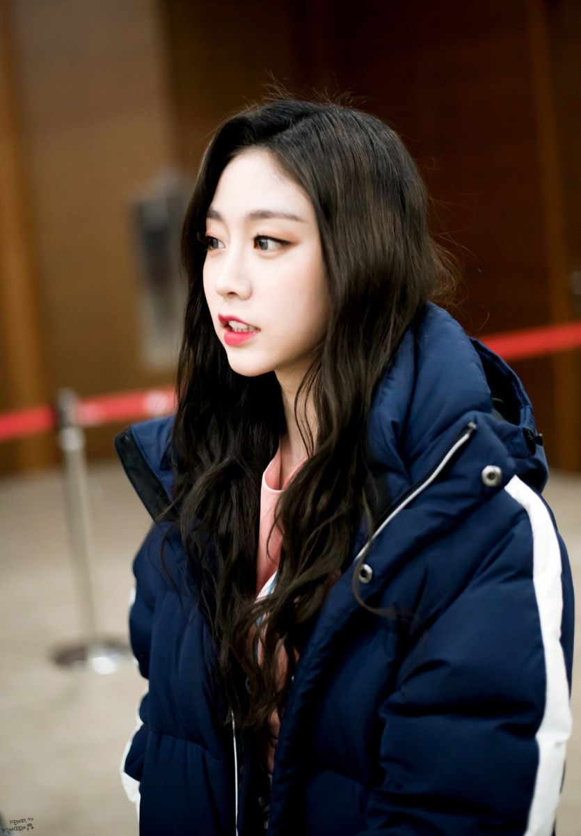 러블리즈 서지수.jpg