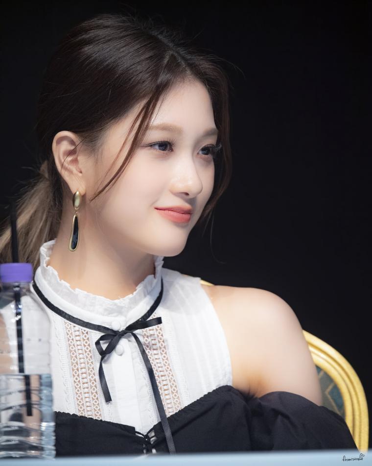 프로미스나인 이서연