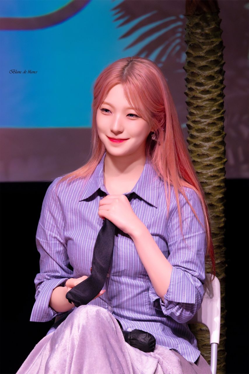 프로미스나인 백지헌