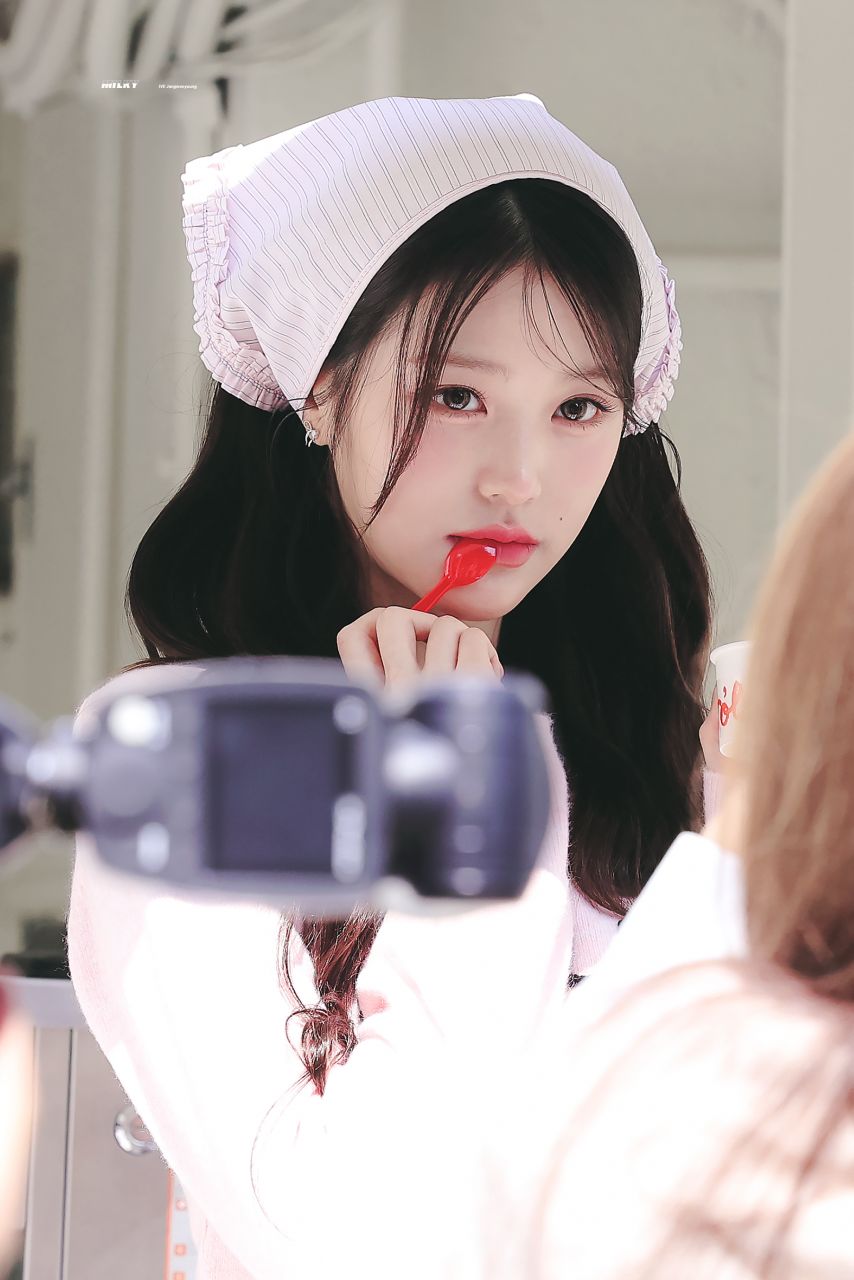 장원영 (아이브)