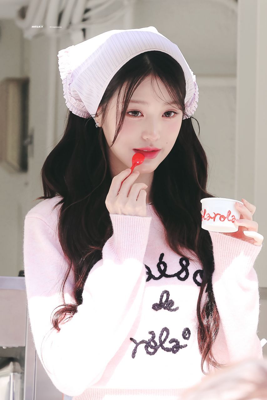 장원영 (아이브)