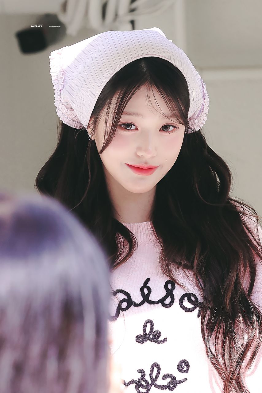 장원영 (아이브)