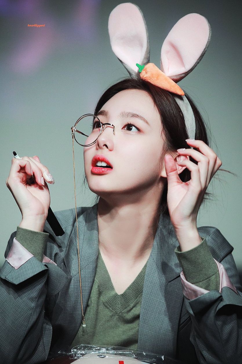 트와이스 나연.jpg