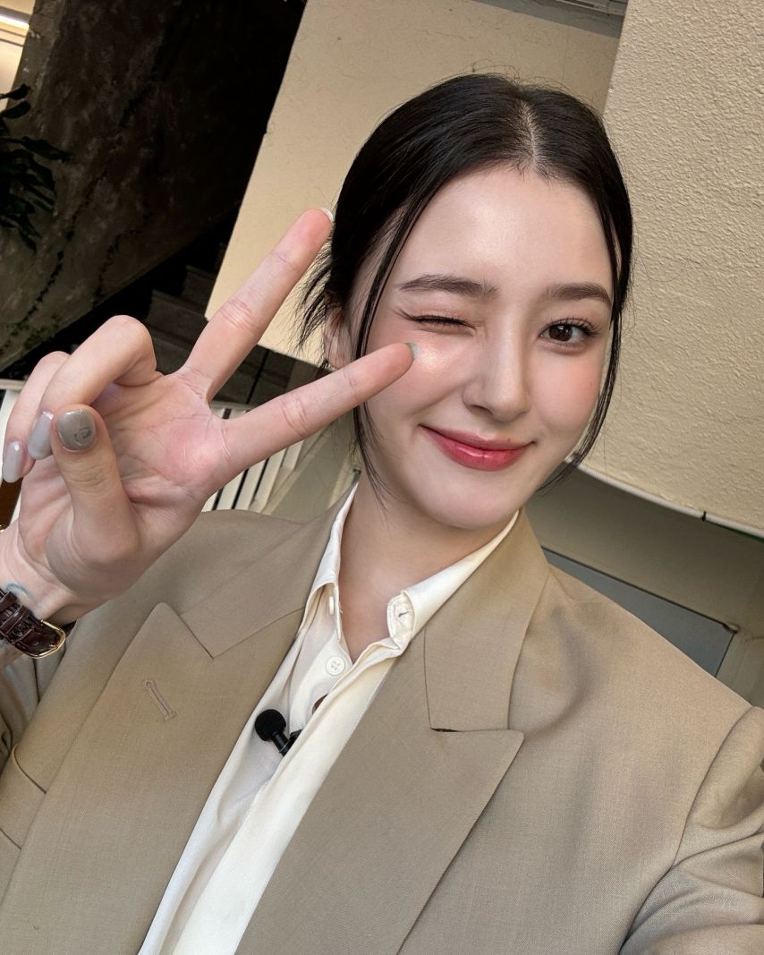 모모랜드 낸시 뇌절자