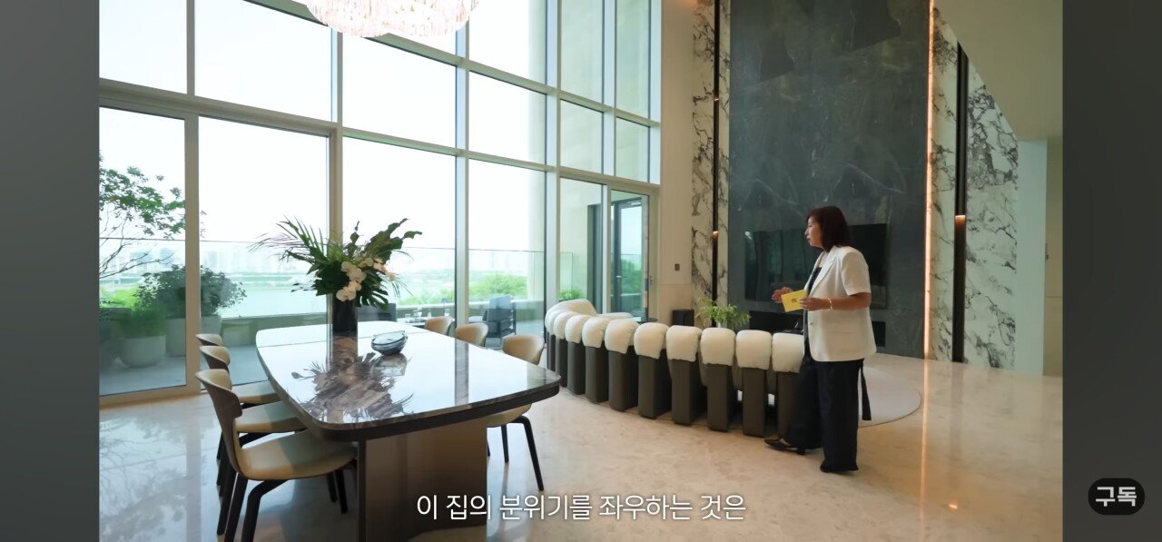 유튜브에 최초로 공개된 매매가 300억 에테르노 청담 내부 ㄷㄷ