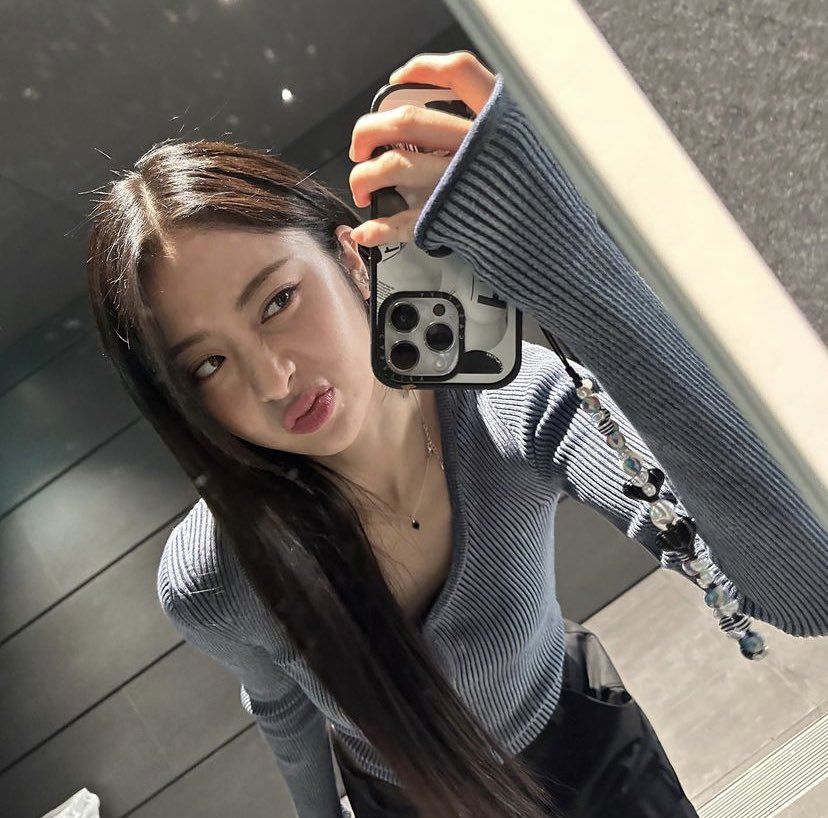 르세라핌 허윤진