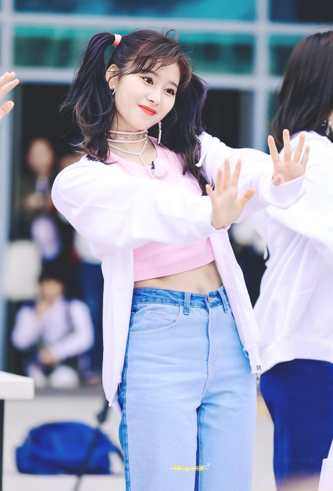 트와이스 사나