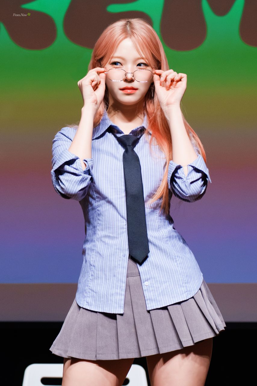 프로미스나인 백지헌